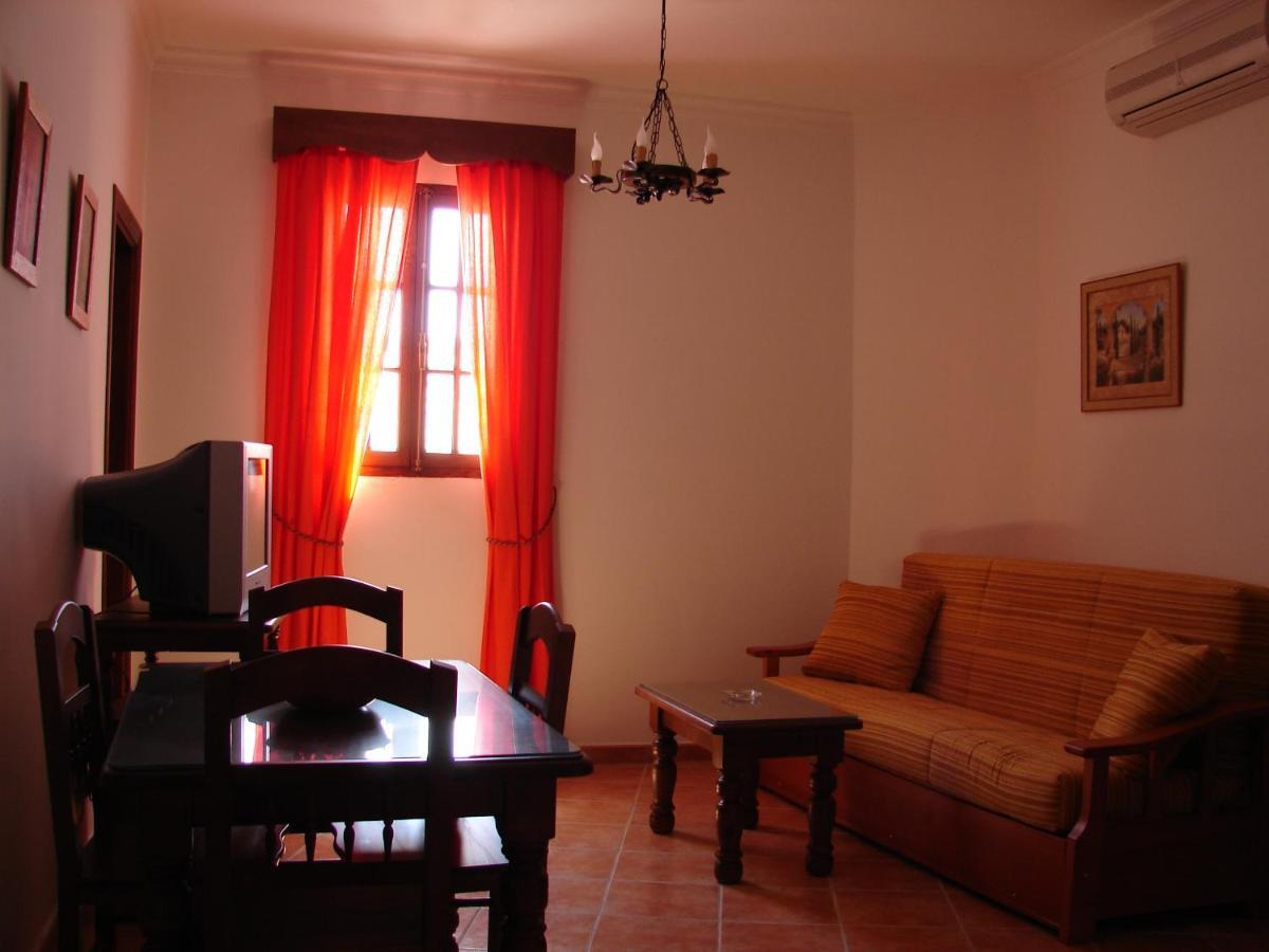 Apartamentos Reysan Vejer de la Frontera Room photo